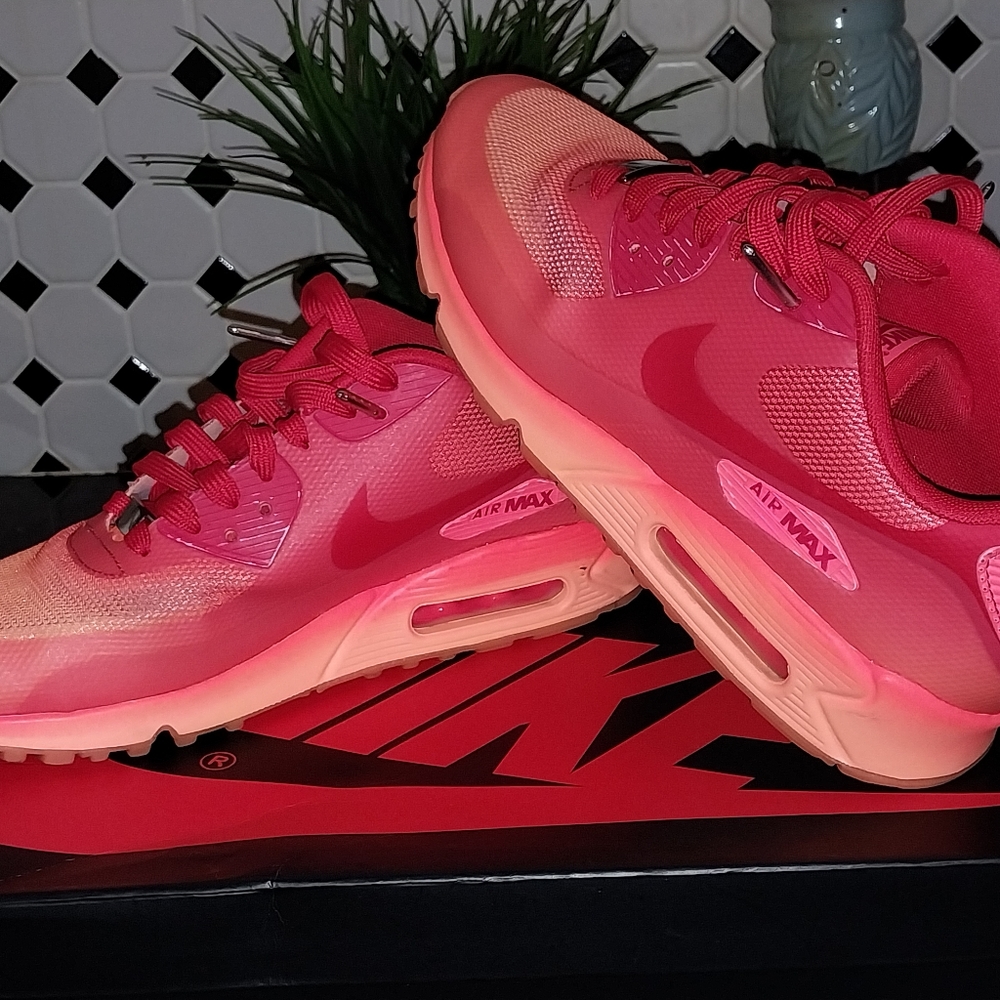 Nike Airmax Hyperfuse